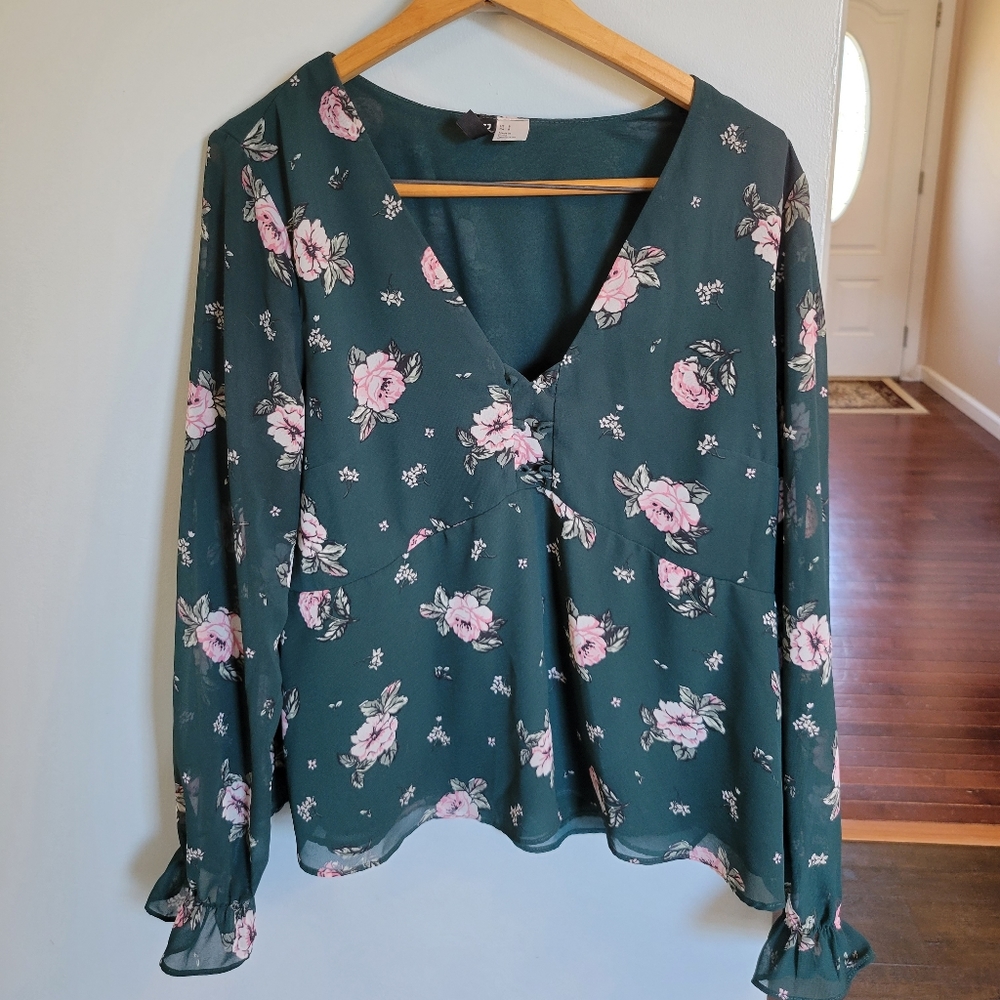 Floral top